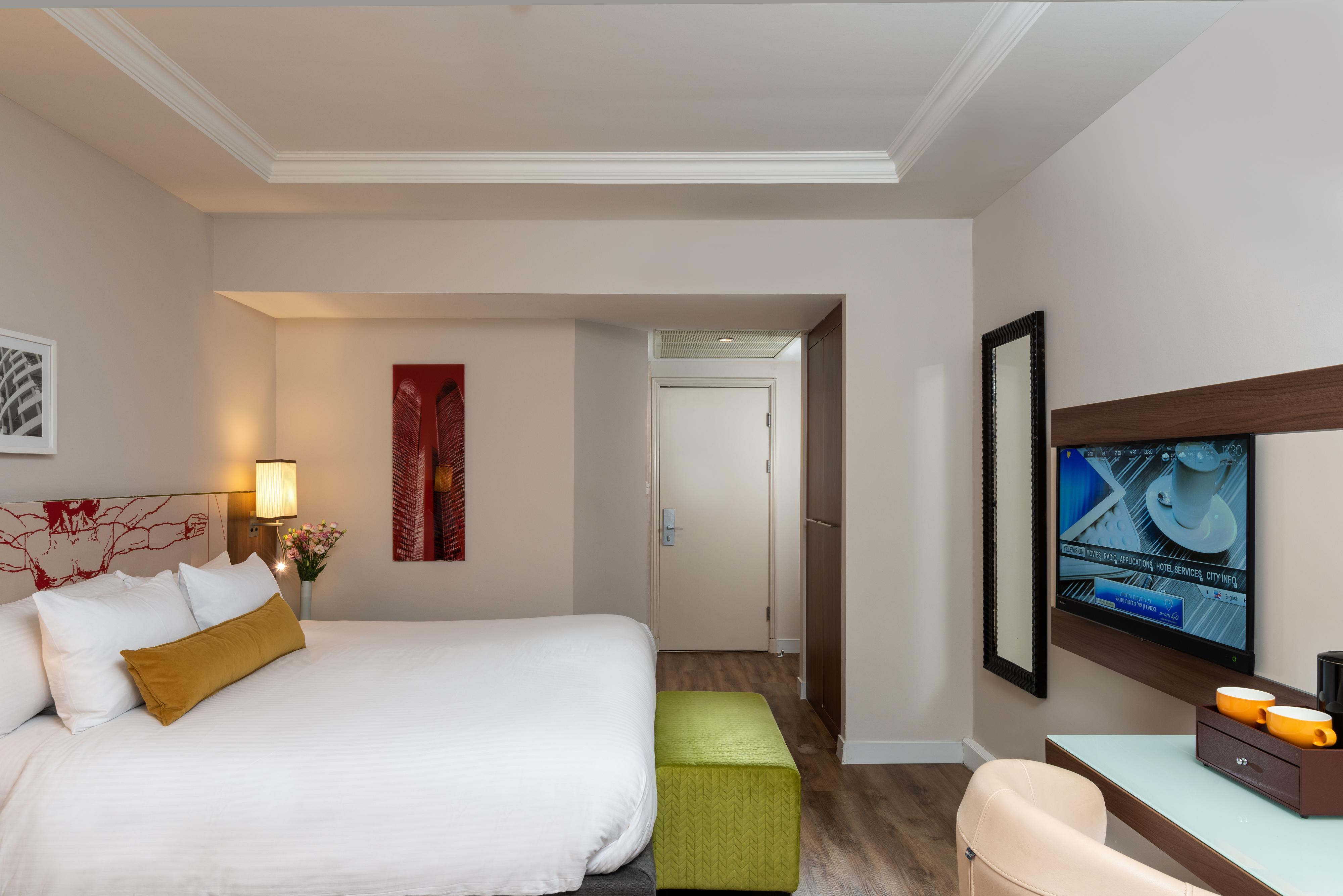 Leonardo City Tower Hotel Tel Aviv Giv'atayim Bagian luar foto